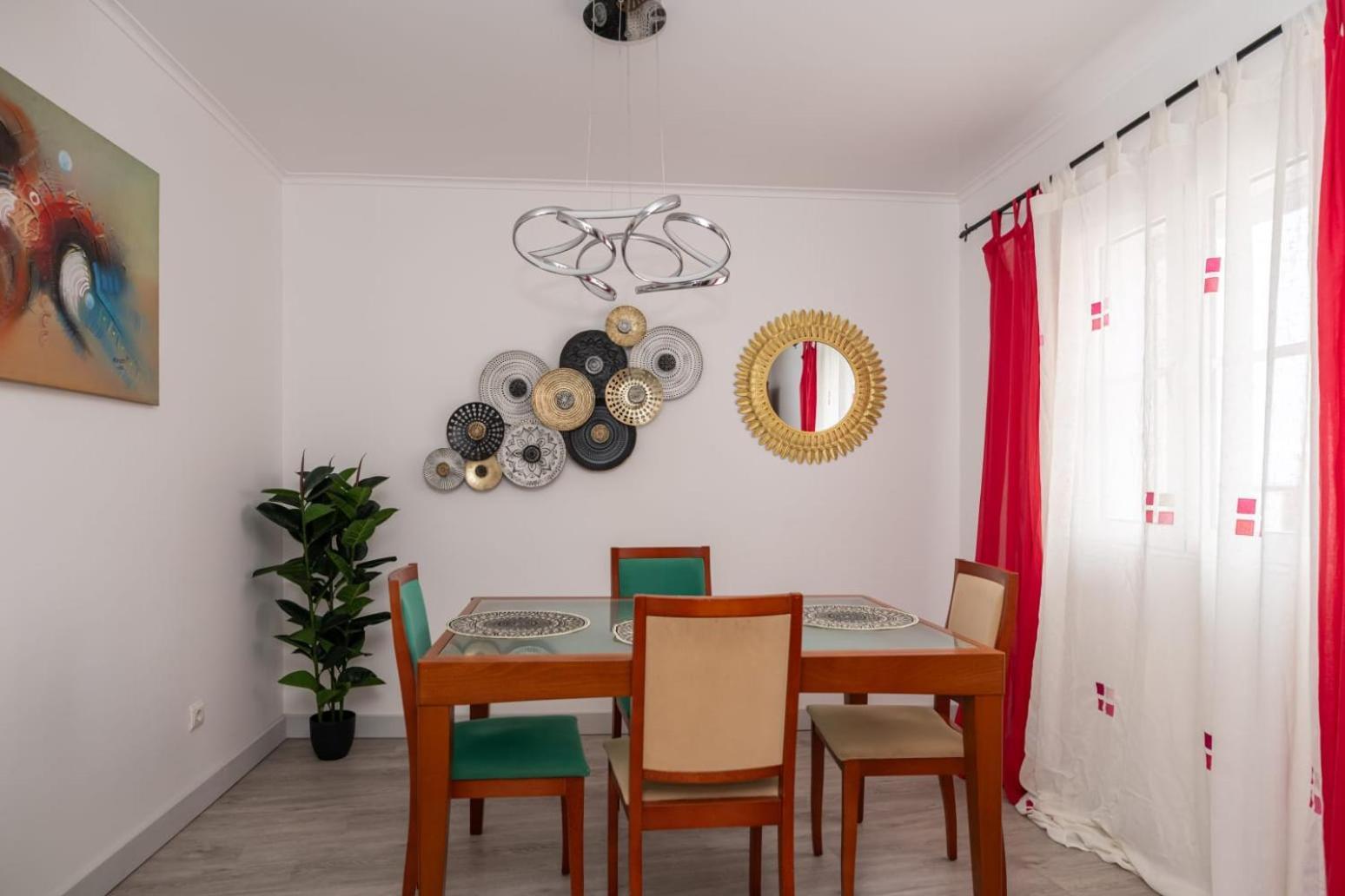 Family Friendly Azorean Apartment Ponta Delgada (Sao Miguel)